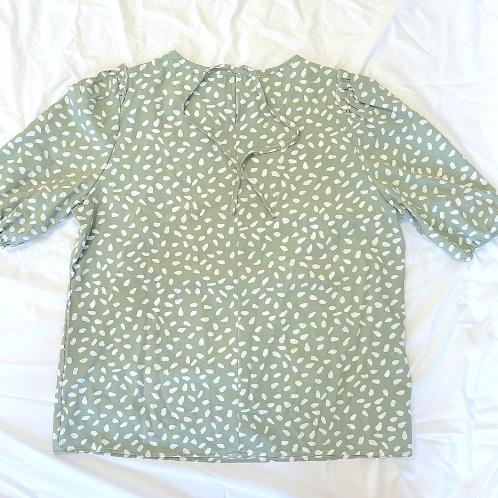 Geometric Print Blouse in Aqua Foam- NEW 2022 - Picture 2 of 7